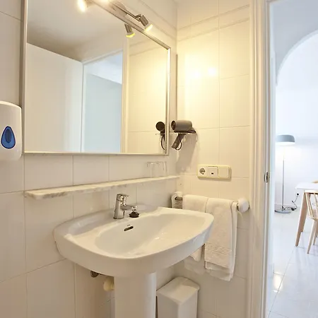 Isla Paraiso Apartment *